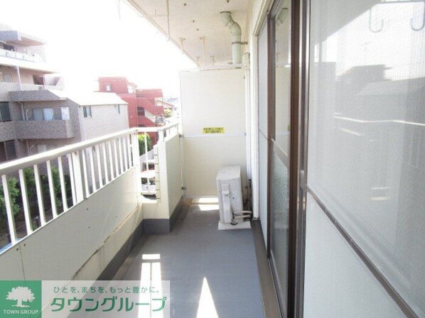 メゾンラフォーレの物件内観写真